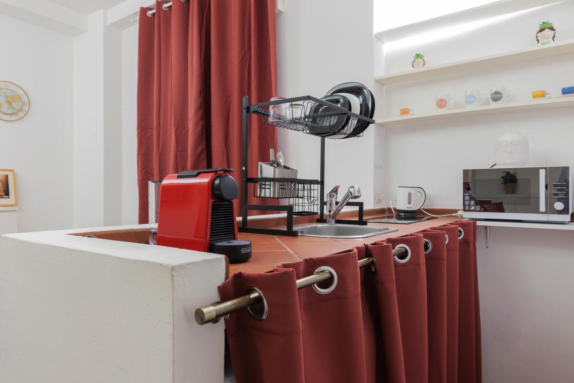 Sanzio City Escape - 15min From Duomo Apartment